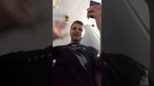 ребёнок в трусах 😁😁😁😁😁