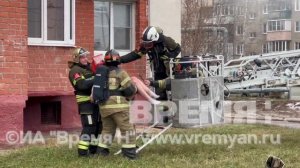 Девушку спасли на пожаре в доме на проспекте Молодежном