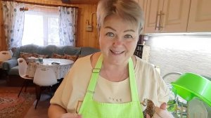 ПЕКУ ОБАЛДЕННЫЙ САХАРНЫЙ ПИРОГ, ОН НЕ ЖУЁТСЯ, ОН ТАЕТ ВО РТУ.