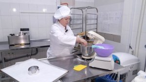 Бисквит для пирожных, тортов и рулетов