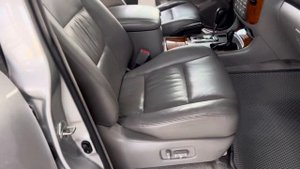 Toyota Land Cruiser 100