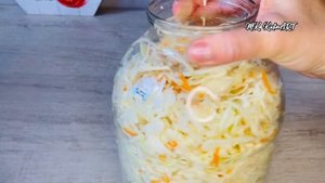 Квашенная капуста В БАНКЕ! Хрустящая и ВКУСНАЯ.