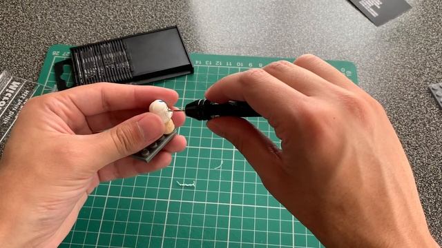 Decal tips/ tricks/ tutorial Ep11 (helmet attachments) смотреть онлайн