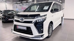 Обзор Toyota Voxy, 2017 год | Продажа в Абакане | НП АВТО