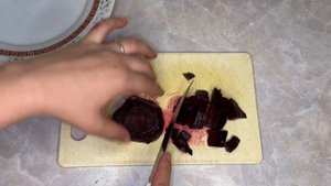 ҚЫЗЫЛША САЛАТЫ. ҚЫЗЫЛШАДАН САЛАТ. САЛАТ ИЗ СВЕКЛЫ. САЛАТ НА ЗИМУ.