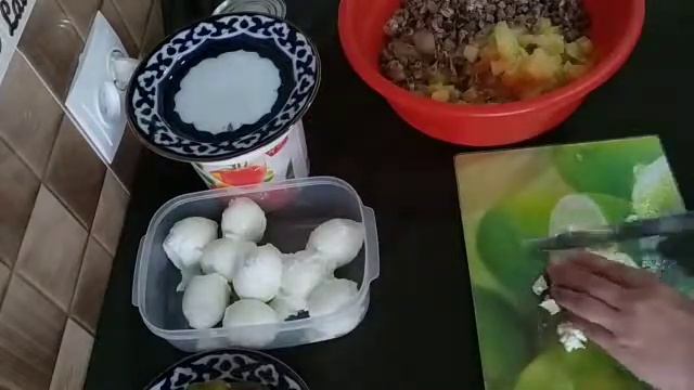 Olivye tayyorlash.Оливье тайёрлаш