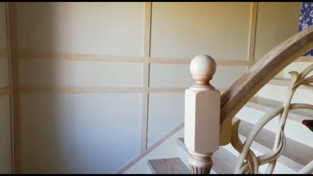 Отделка лестничного пролета каркасного дома панелями Гипсокаркас