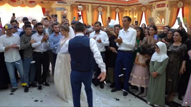 Новая даргинская свадьба поет Гамид Рамазанов смотреть онлайн