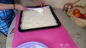 БИСКВИТНЫЙ РУЛЕТ со СМЕТАННЫМ КРЕМОМ