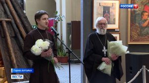 В Национальном музее открылась выставка, посвящённая 80-летию протоиерея Павла Богомолова