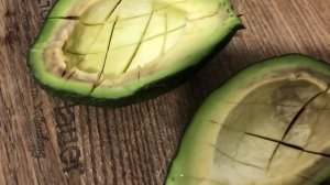 Салат из авокадо и фасоли. Легко, вкусно, полезно.