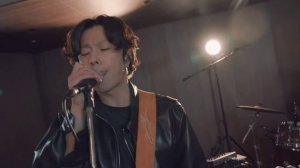 Ну а тем временем южнокорейская молодёжь...