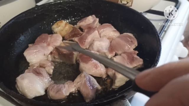 Плов из гречки.Наша любимая гречка с мясом.Гречка разваренная и рассыпчастая а мясо мягчайшее.