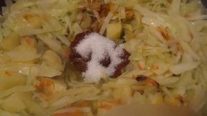 Тушеная капуста с картошкой и сосисками!, Самый Вкусный Рецепт!