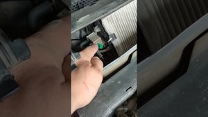 подключение вакуумных трубок управления заслонкой рециркуляции и крана печки Опель вектра Б.