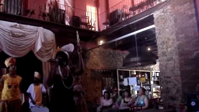 MAKTUB PERFORMANCES - A RECEPCÇÃO DE REGINA NO BATACLAN смотреть онлайн