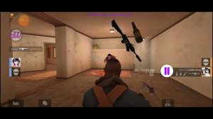 играю с кламси  в со2 разнес ренджеров  ps это мой друг