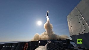 فرقاطة روسية تطلق صواريخ "تسيركون" فرط الصوتية في الأبيض المتوسط