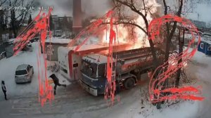Взрыв произошел на частной заправки в Искитиме.