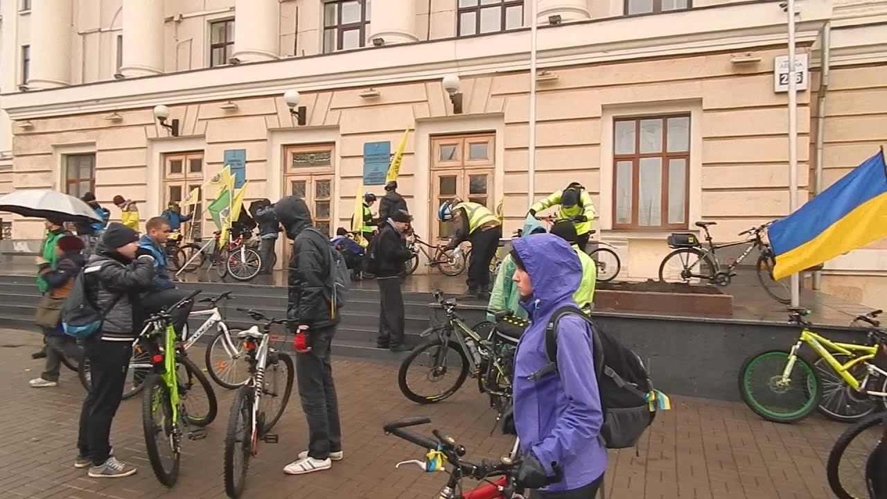Чистая энергия Солнца.Климатический марш,велопробег в г.Запорожье.29.11. 2015г.№16. смотреть онлайн