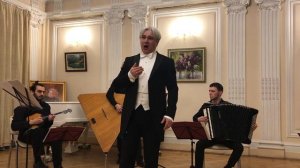 Сергей Зыков. "Вдоль по улице метелица метет".