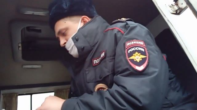 Отношение полиции к гражданам, полиция полностью поддерживает режим и беззаконие!!!!!