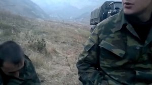 Солдат красиво спел на гитаре!Ратмир Александров Там, где клён шумит