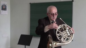 Харатянц А.Ю. Особенности интонирования на духовых инструментах