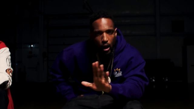 King Iso - 6 PM (feat. Taebo Tha Truth) | Official Music Video смотреть онлайн