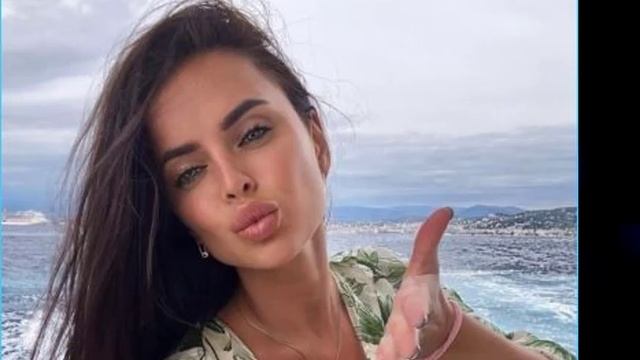 💕 Александра Скородумова попросила Викторию Романец вернуть долг 400 тысяч рублей| Новости Дом