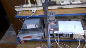 Физика - эксперимент  "Машина Атвуда"