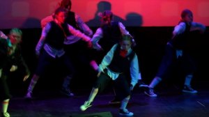 танец электроников