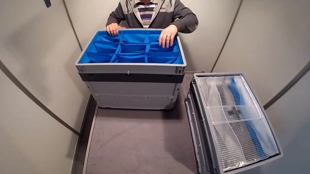 Folding KLT boxes including textile division