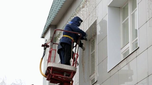 Подготовка к встрече Нового года уже началась.