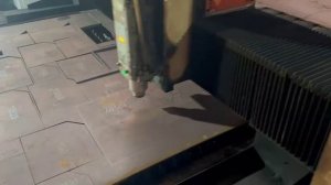 Laser head Alarm Laser cutting head alarm Режущая головка ударяется о лист Аварийная сигнализация