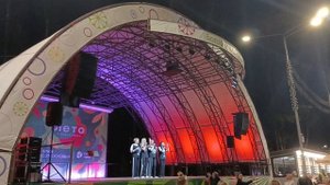 Группа "Кантилена" – Дурманом сладким веело....