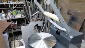 Тестораскаточная машина. Rolling mashine Roti bender