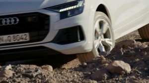 2019 Audi Q8 | Audi Q8 Off-road Action | best SUV Audi Q8