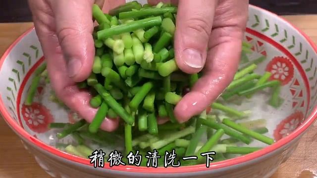 炒蒜苔不要焯水和直接炒，教你技竅，蒜苔脆嫩入味 營養不流失【阿光廚房】#蒜苔 #蒜苔做法 #蒜苔煮法 #蒜苔料理 #蒜苔食譜