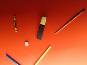 Ластик и карандаши