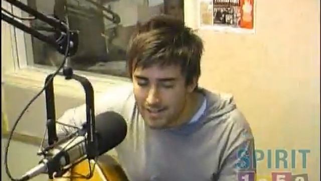 SPIRIT 105.3 FM - Phil Wickham - Divine Romance смотреть онлайн