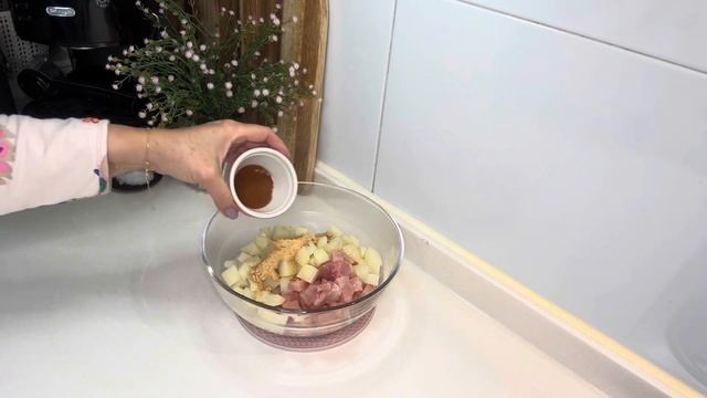 Дуэт из курицы и картофеля-вкусная и простая закуска!