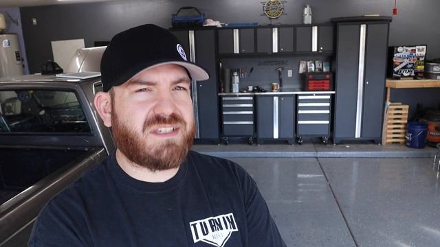 6 Month Review/Rust-Oleum's RockSolid Floor Coating.... I Answer the Most Asked Questions. смотреть онлайн