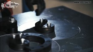 Универсальный станок для ковки V2-16 в работе