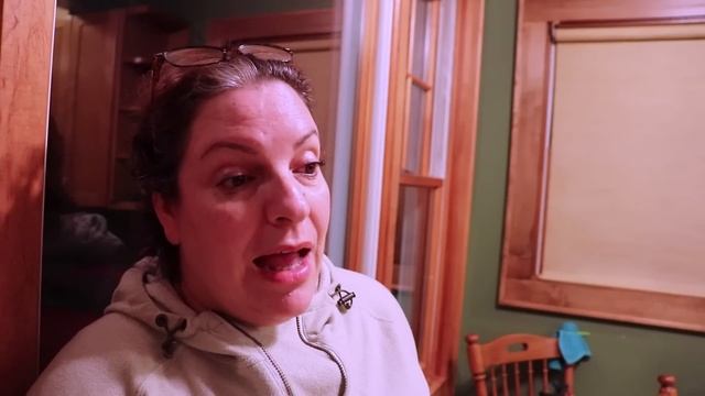 🍁 Vlogtober 2018 || Episode 17 ||Vitamins - Dinner - Quilting Kind of Tuesday 🍁 смотреть онлайн