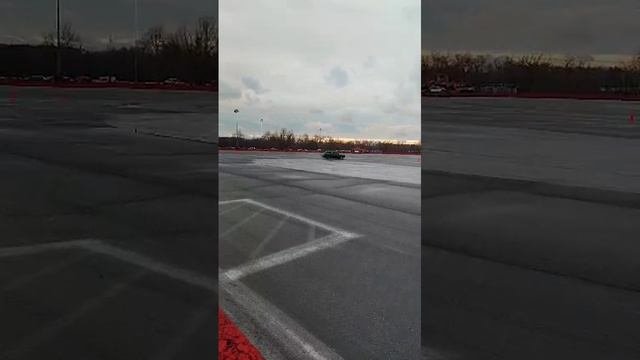 продолжаем))