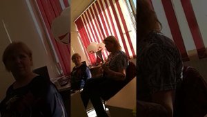 Но нету слоненка в лесу у меня