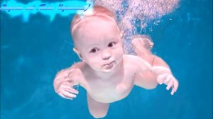 Дети под водой.Малыши.