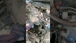 Снятие впускного коллектора и замена клапана вентиляции картера на двигателе bmw m54.