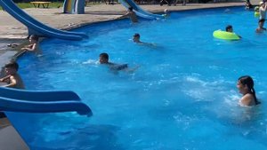 Аквапарк))) бассейн))) Амина и Давид